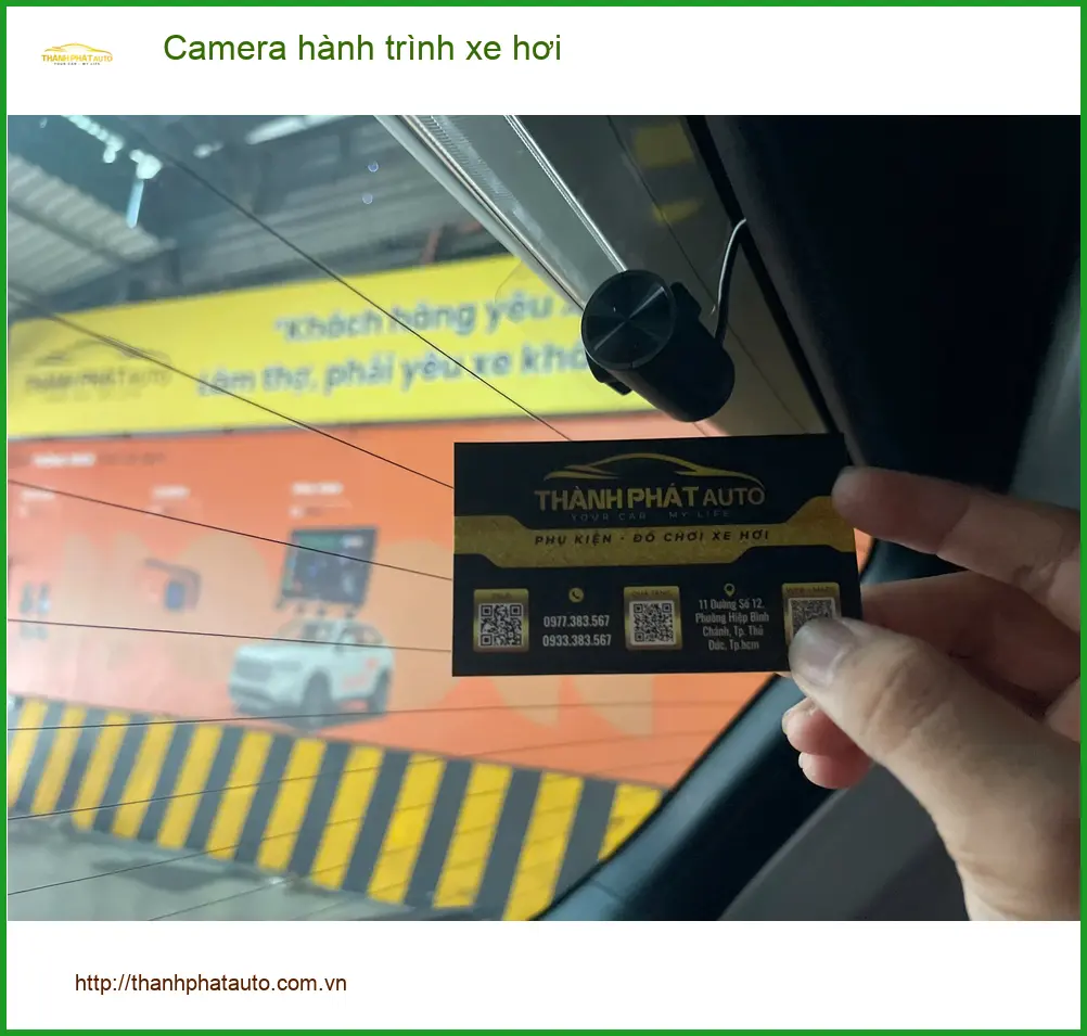 Cô Thảo lắp camera hành trình xe hơi cho Kia K3 tại Quận 12 đảm bảo an toàn