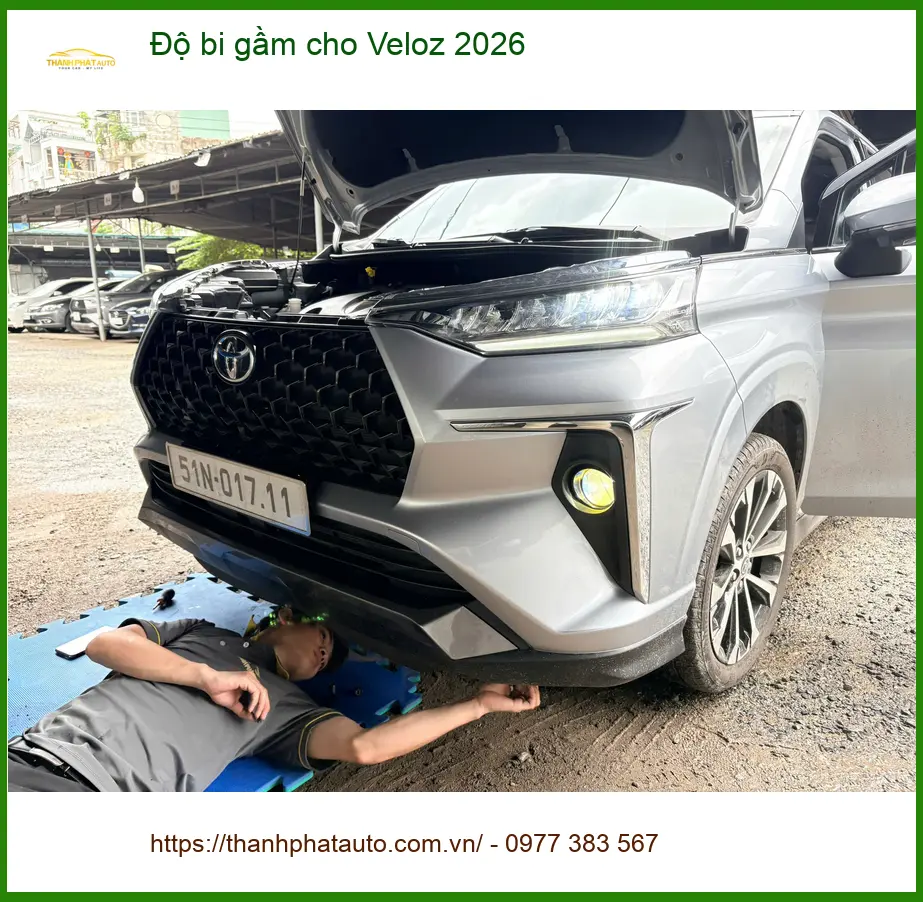 Anh Khải độ bi gầm cho Veloz 2026 tại Quận Thủ Đức vì đèn zin yếu khi đi đêm ảnh thực tế 4