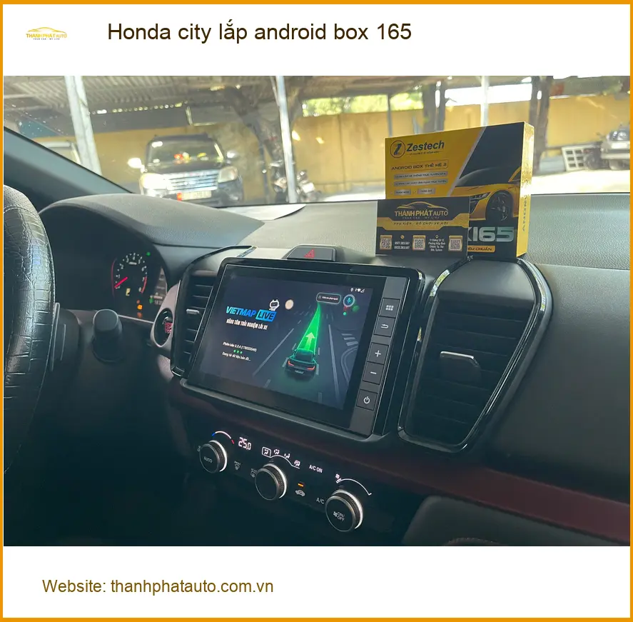 Anh Nam lắp Android Box cho Honda City ở Quận 12 để tiện nghe podcast