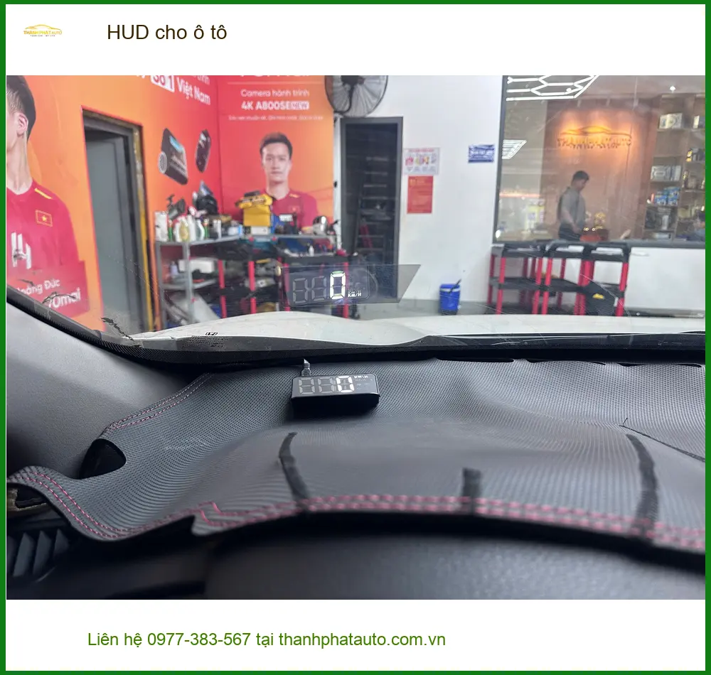 Anh Khang lắp HUD cho ô tô Toyota Vios tại Quận 12 để dễ dàng quan sát tốc độ ảnh thực tế 2