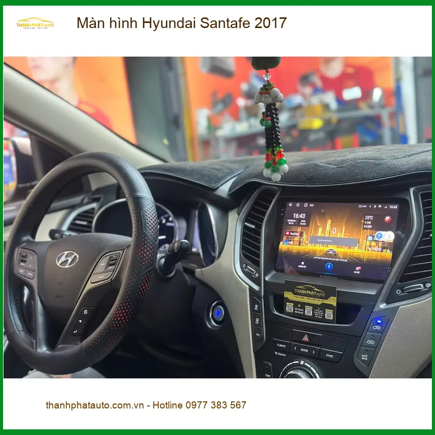 Bác Long lắp màn hình Hyundai Santafe 2017 tại Quận 12 vì màn hình cũ đã lỗi thời ảnh thực tế 4