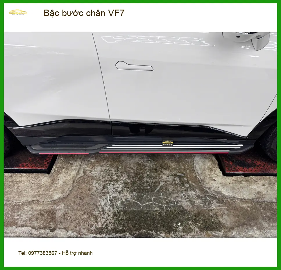 Anh Tùng lắp bậc bước chân VF7 tại Quận 9 để vợ con lên xuống xe dễ dàng hơn ảnh thực tế 2