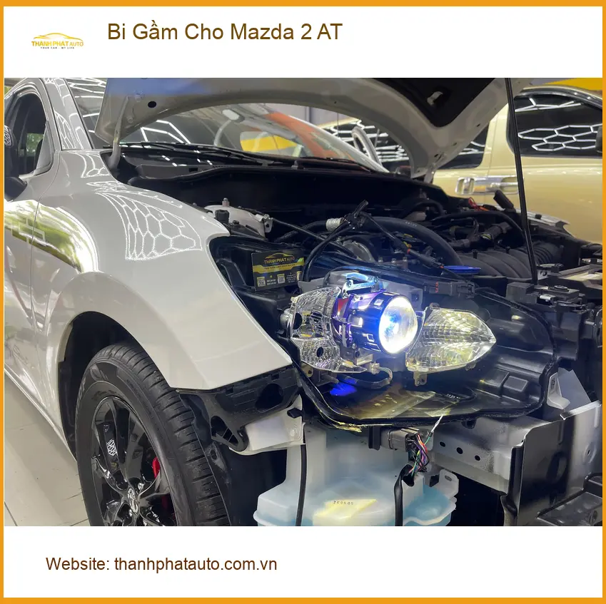 Anh Tùng độ bi gầm cho Mazda 2 AT ở Quận 9 vì thường xuyên đi làm về khuya đường vắng ảnh thực tế 5