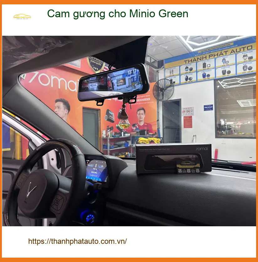 Anh Cường lắp cam gương cho Mini Cooper Countryman tại Quận 12 để tiện quan sát