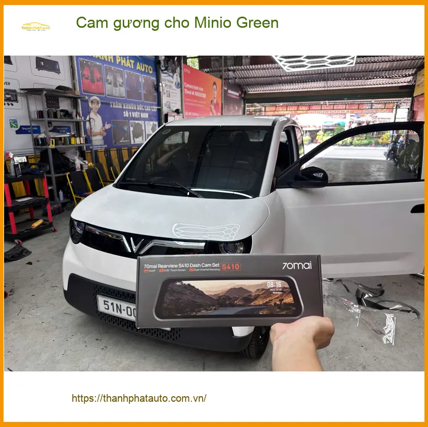 Anh Cường lắp cam gương cho Mini Cooper Countryman tại Quận 12 để tiện quan sát ảnh thực tế 3