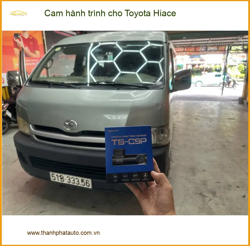 Anh Hưng lắp cam hành trình cho Toyota Hiace tại Quận 12 để an tâm hơn ảnh thực tế 5