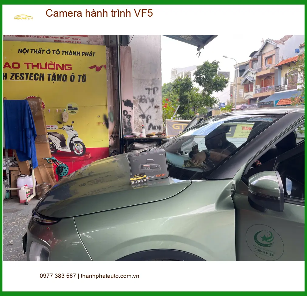 Anh Minh lắp Camera hành trình VF5 tại Quận 9 để ghi lại hành trình an toàn ảnh thực tế 4