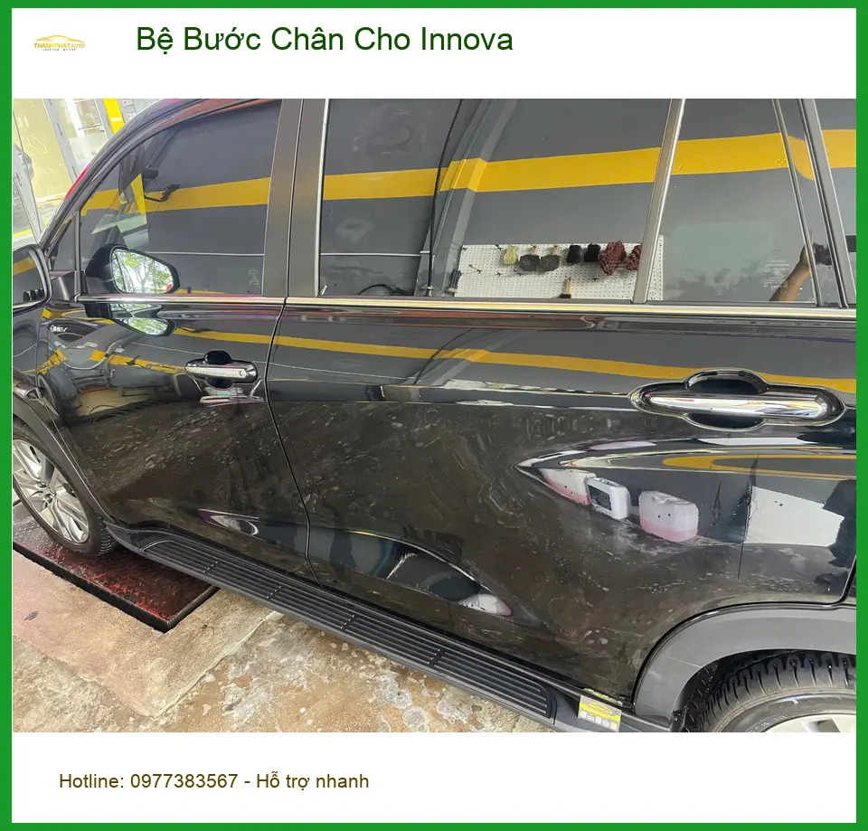 Anh Duy lắp bệ bước chân Innova tại Quận 9 để tiện di chuyển cùng gia đình. ảnh thực tế 3