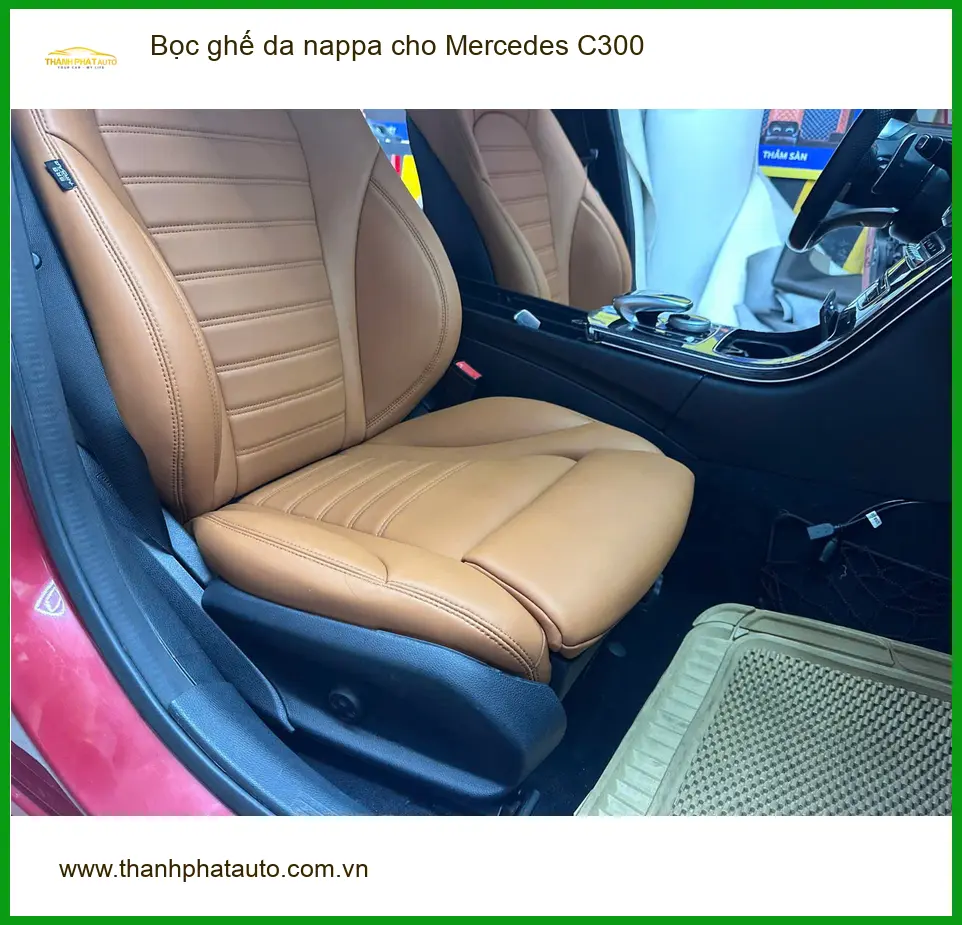 Chị Hà My bọc ghế da Nappa Mercedes C300 ở Quận Tân Bình ảnh thực tế 5