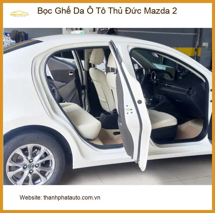 Anh Khang bọc ghế da ô tô Mazda 2 tại Thủ Đức để nội thất xe trông mới và sang trọng hơn ảnh thực tế 2