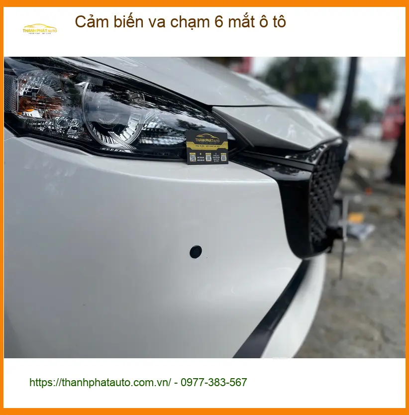 Anh Hùng lắp cảm biến va chạm 6 mắt ô tô cho Toyota Camry ở Quận 6 ảnh thực tế 4