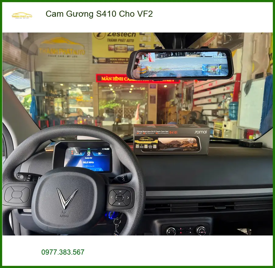 Anh Khải lắp Cam Gương S410 cho VF2 tại Quận Thủ Đức để an tâm lái xe trên đường đông