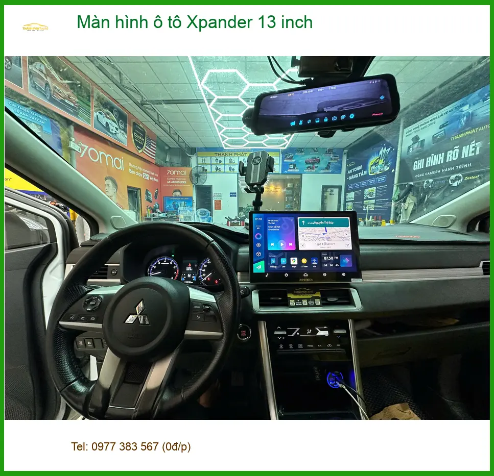Anh Tấn lắp màn hình ô tô Xpander 13 inch tại Quận 1 để nâng cấp giải trí và dẫn đường ảnh thực tế 3