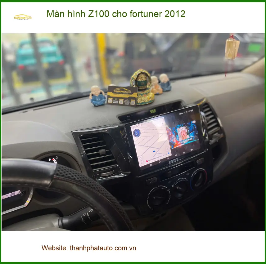 Anh Cường lắp màn hình Z100 cho Fortuner 2012 tại Quận Bình Tân vì màn hình cũ giật lag ảnh thực tế 2