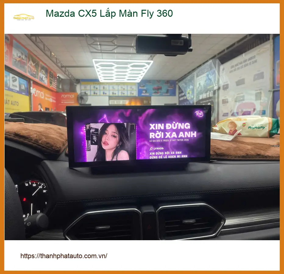 Anh Minh lắp Màn Fly 360 cho Mazda CX5 tại Quận 12 để lái xe an toàn hơn ảnh thực tế 2