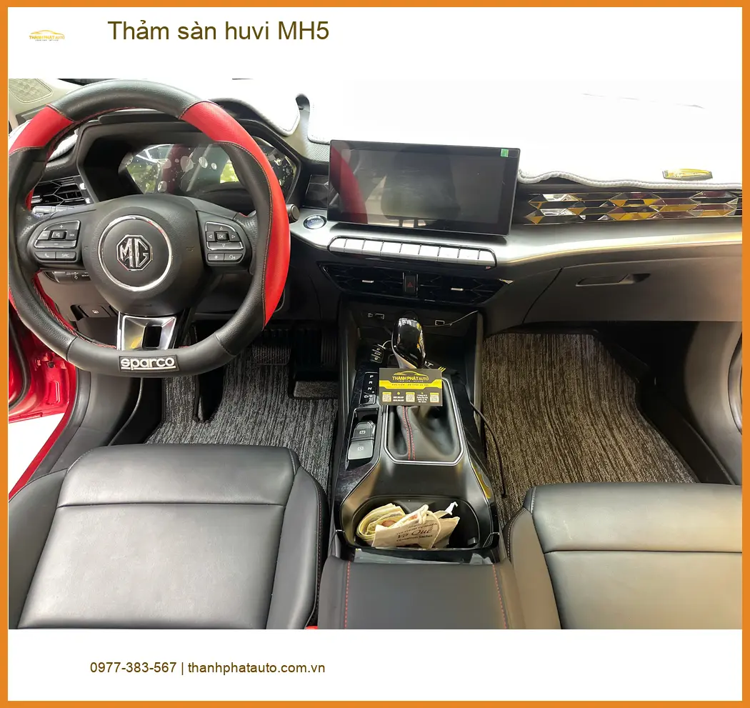 Chị Thảo lắp thảm sàn huvi MH5 cho Mazda CX-5 tại Quận Tân Phú